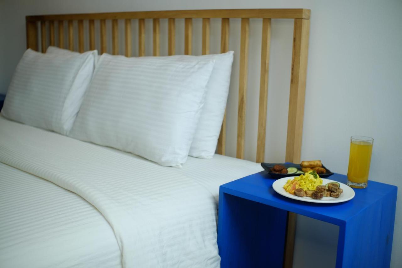 Draper Hotel Makati Makati City Extérieur photo