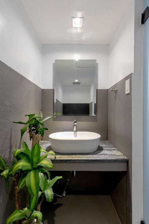 Draper Hotel Makati Makati City Extérieur photo